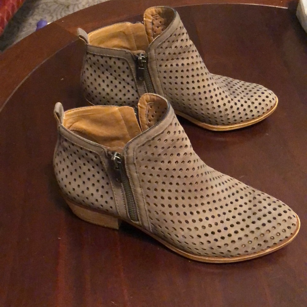Lucky Brand Perforated Ankle Boots - Gray